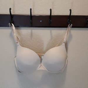 (3/$25) Maidenform Neutral Bra